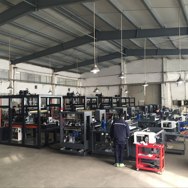 YZBQ Fully Automatic Non Woven Bag Forming Machine - Image 2