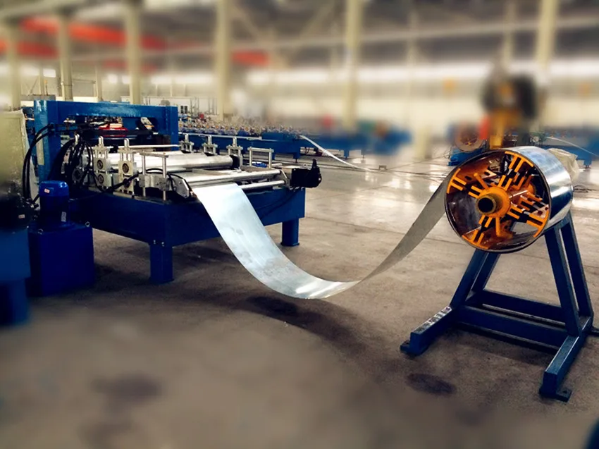 Side profile of the automated steel slitting and cutting machine