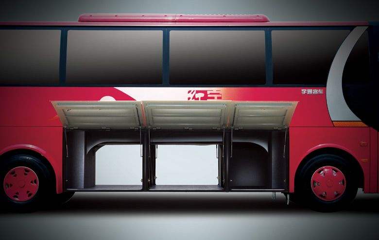 10-Meter Passenger Coach with Comfortable Interior