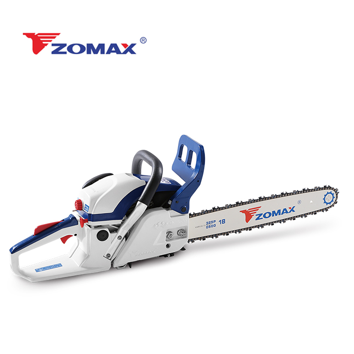 Gasoline chainsaw on-site operation