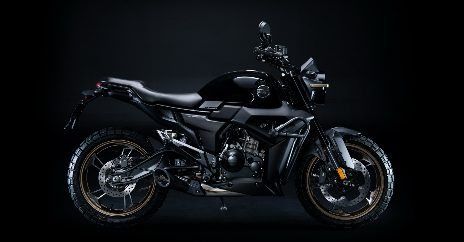 Side profile of 150cc scrambler motorcycle