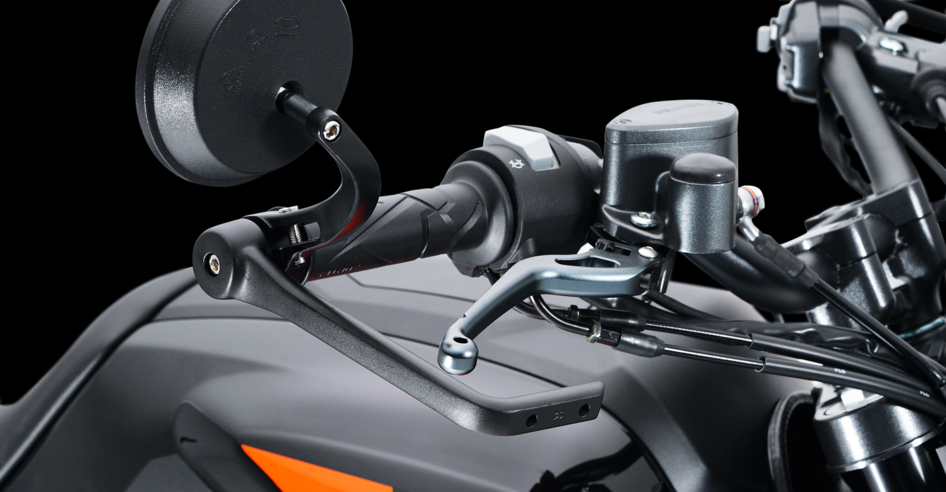 Motorcycle handlebar assembly and controls