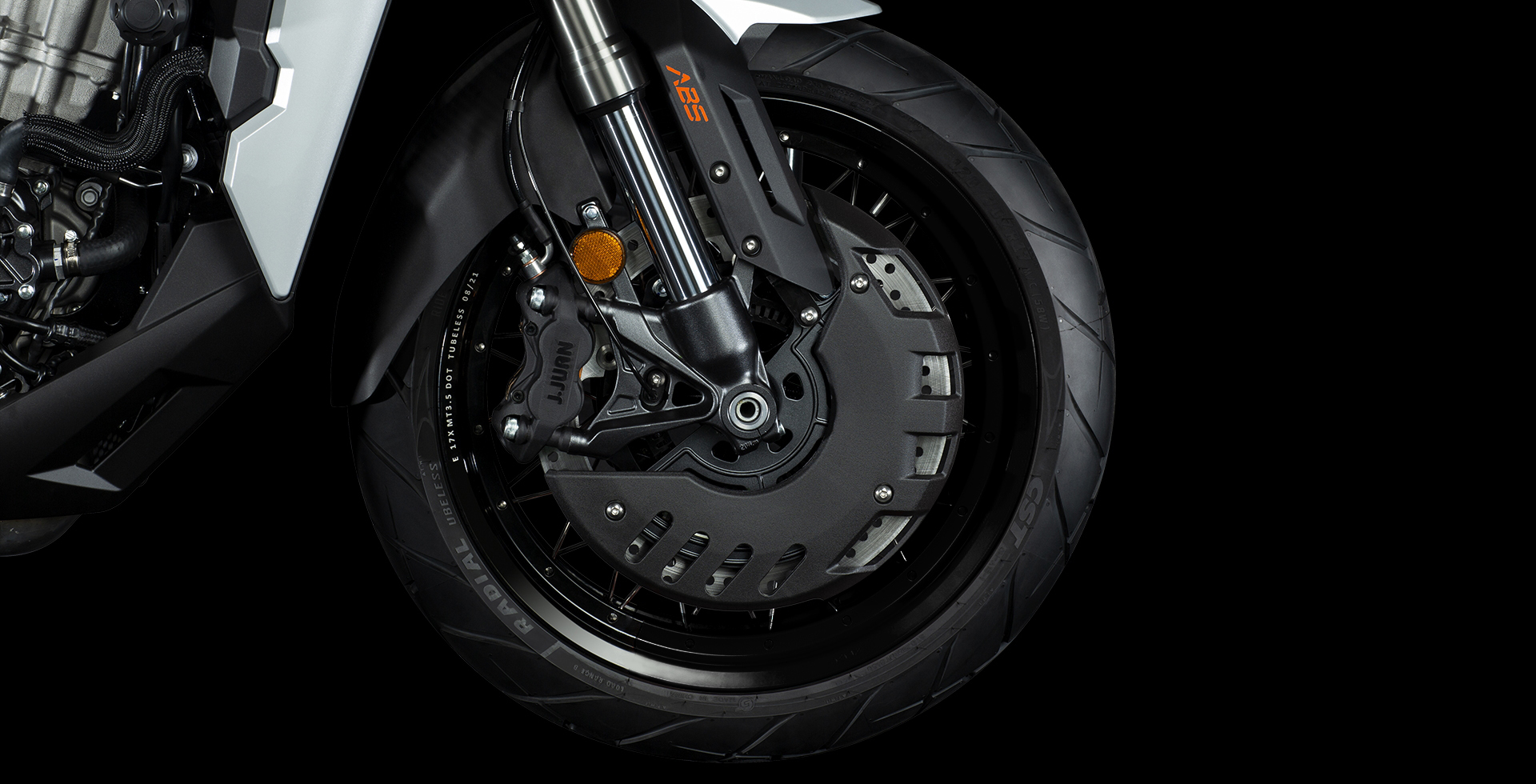 Front wheel assembly with ABS and disc brake